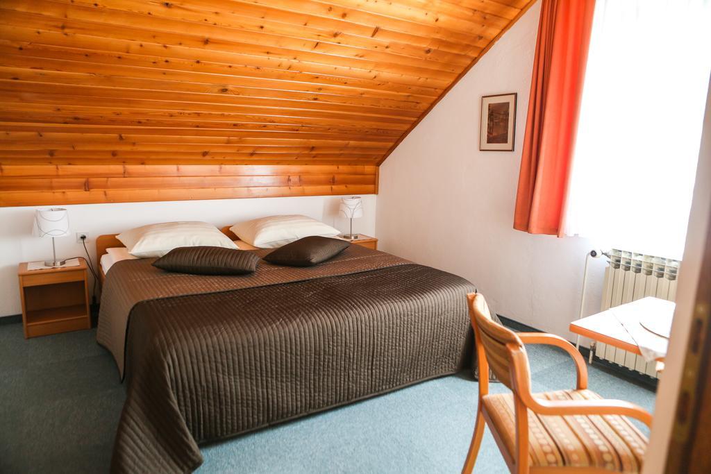 Vila Romana Kranjska Gora Bilik gambar