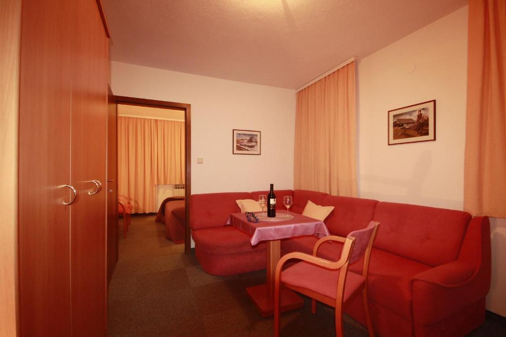 Vila Romana Kranjska Gora Bilik gambar