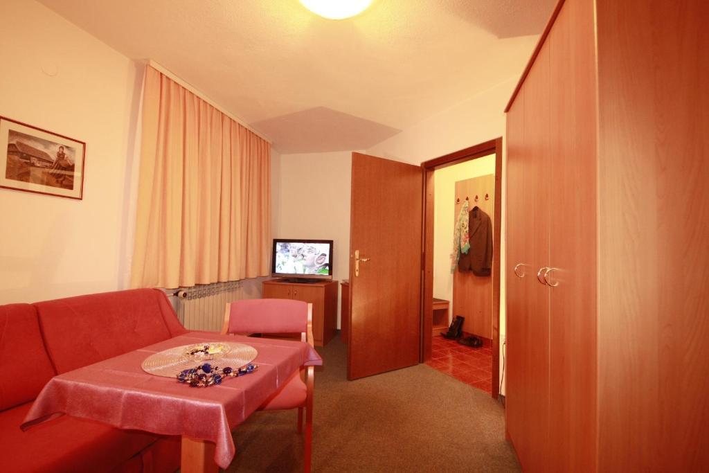 Vila Romana Kranjska Gora Bilik gambar